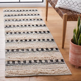 SAFAVIEH Handmade Natura Ingiridur Stripe Cotton Rug