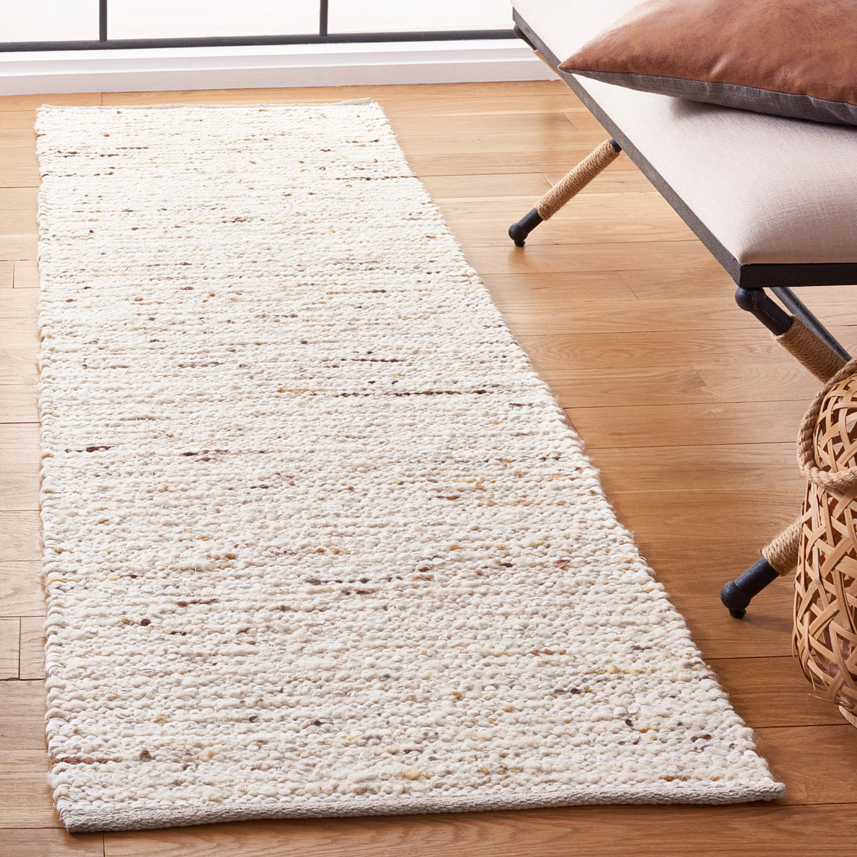 SAFAVIEH Handmade Natura Jeanny Wool & Cotton Rug