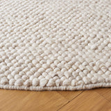 SAFAVIEH Handmade Natura Maayan New Zealand Wool Rug