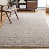 SAFAVIEH Handmade Natura Naxhije New Zealand Wool Rug