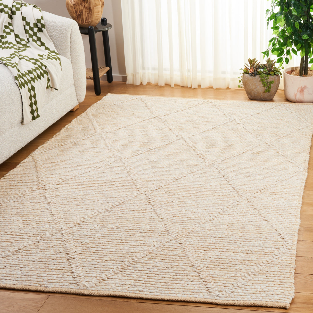 SAFAVIEH Handmade Natural Fiber Adalyn Jute Rug