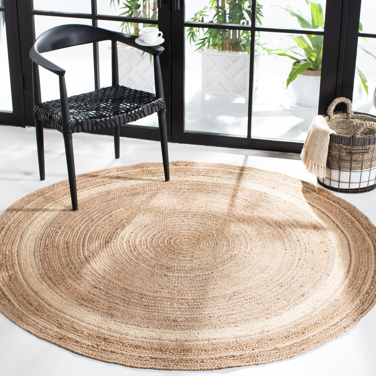 SAFAVIEH Handmade Natural Fiber Averi Border Jute Rug