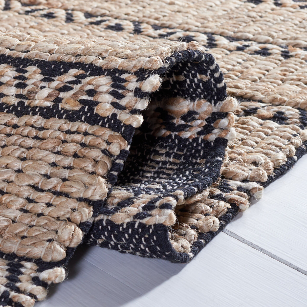 SAFAVIEH Handmade Natural Fiber Carmelina Geometric Seagrass Rug