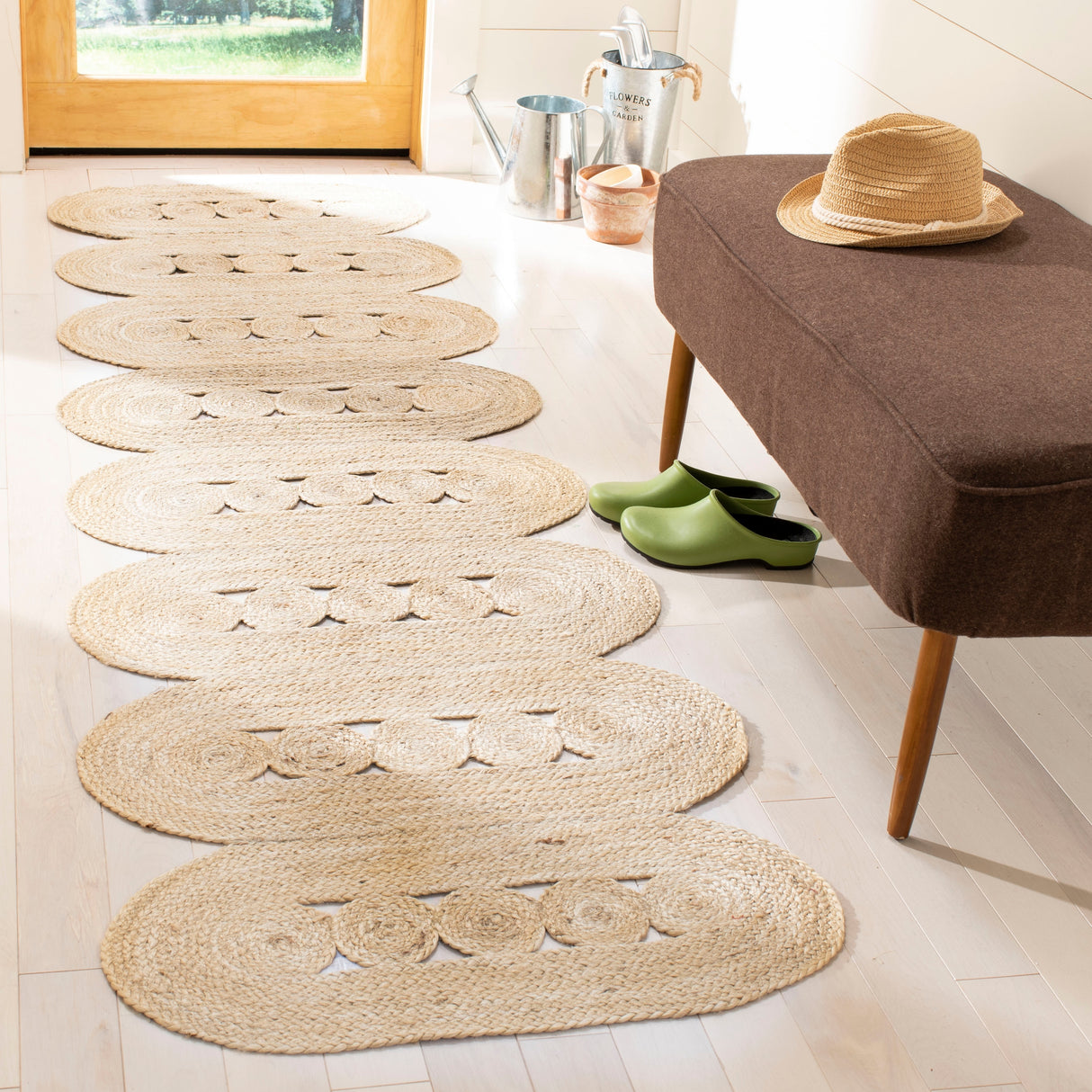 SAFAVIEH Handmade Natural Fiber Helje Jute Rug