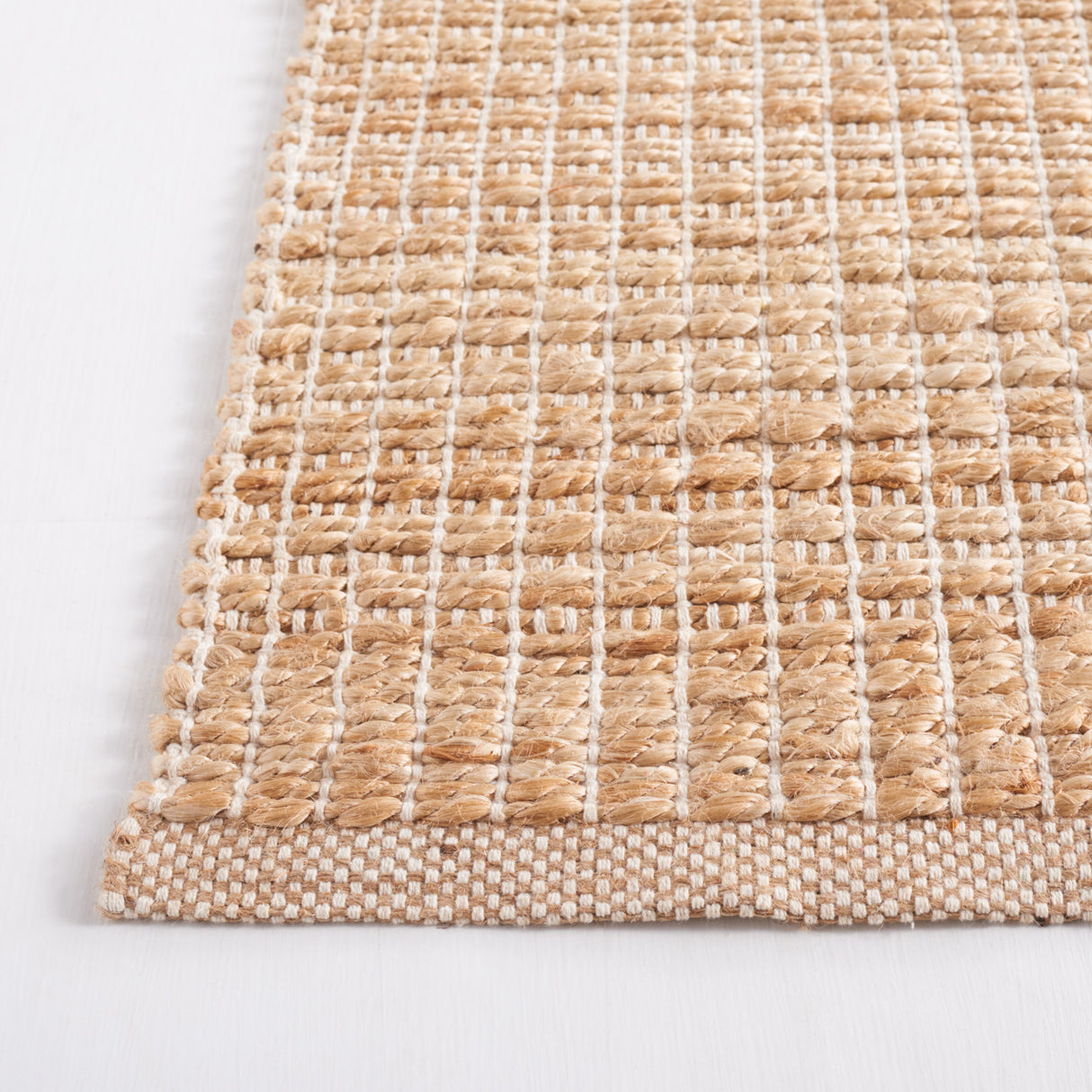 SAFAVIEH Handmade Natural Fiber Janiah Farmhouse Jute Rug