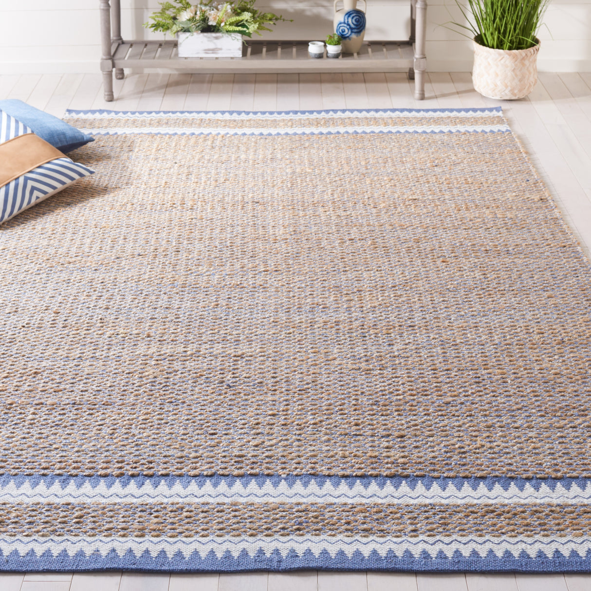 SAFAVIEH Handmade Natural Fiber Jokelien Boho Jute Rug