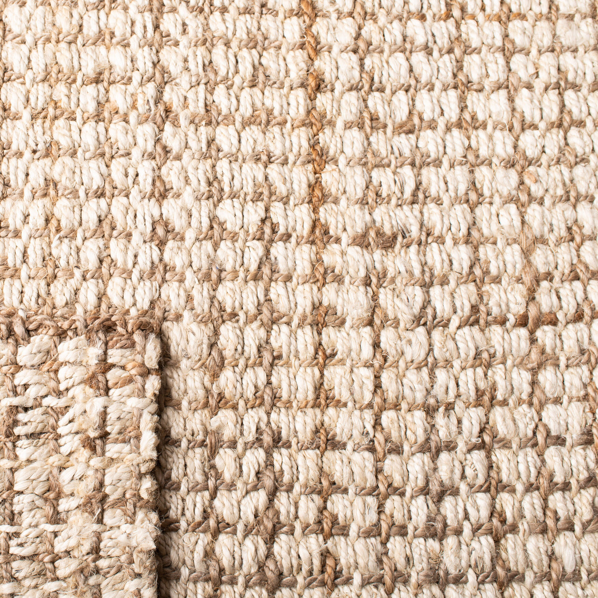 SAFAVIEH Handmade Natural Fiber Kelis Jute Rug