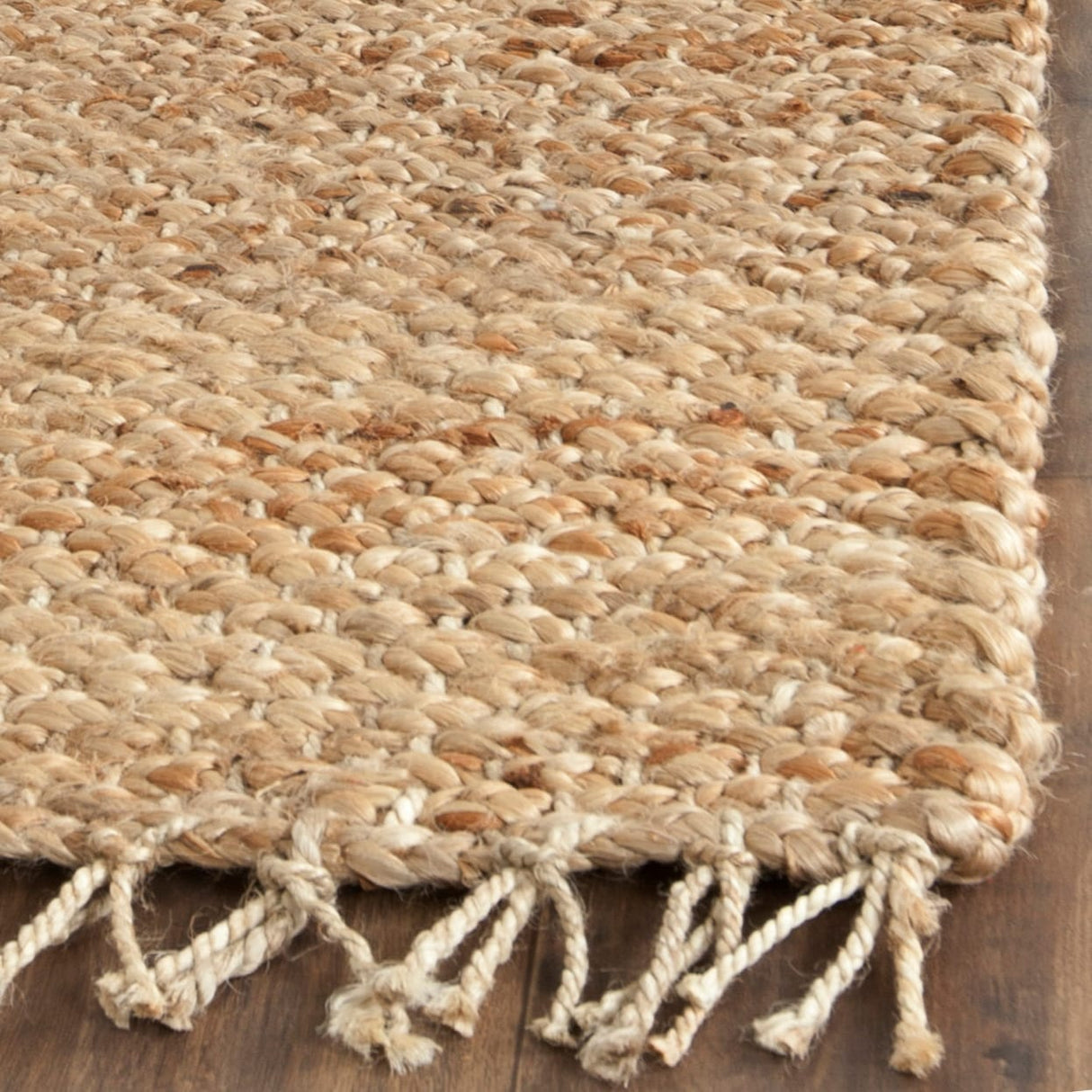 SAFAVIEH Handmade Natural Fiber Montserrat Jute Rug with Fringe