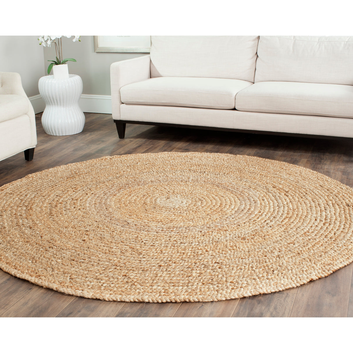 SAFAVIEH Handmade Natural Fiber Montserrat Jute Rug with Fringe