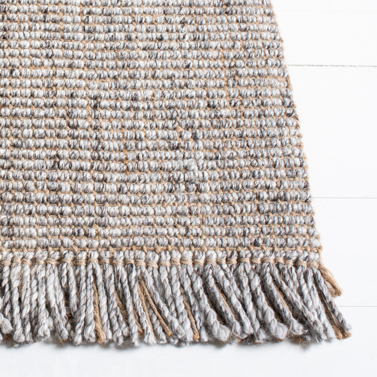 SAFAVIEH Handmade Natural Fiber Reneta Jute Fringe Rug