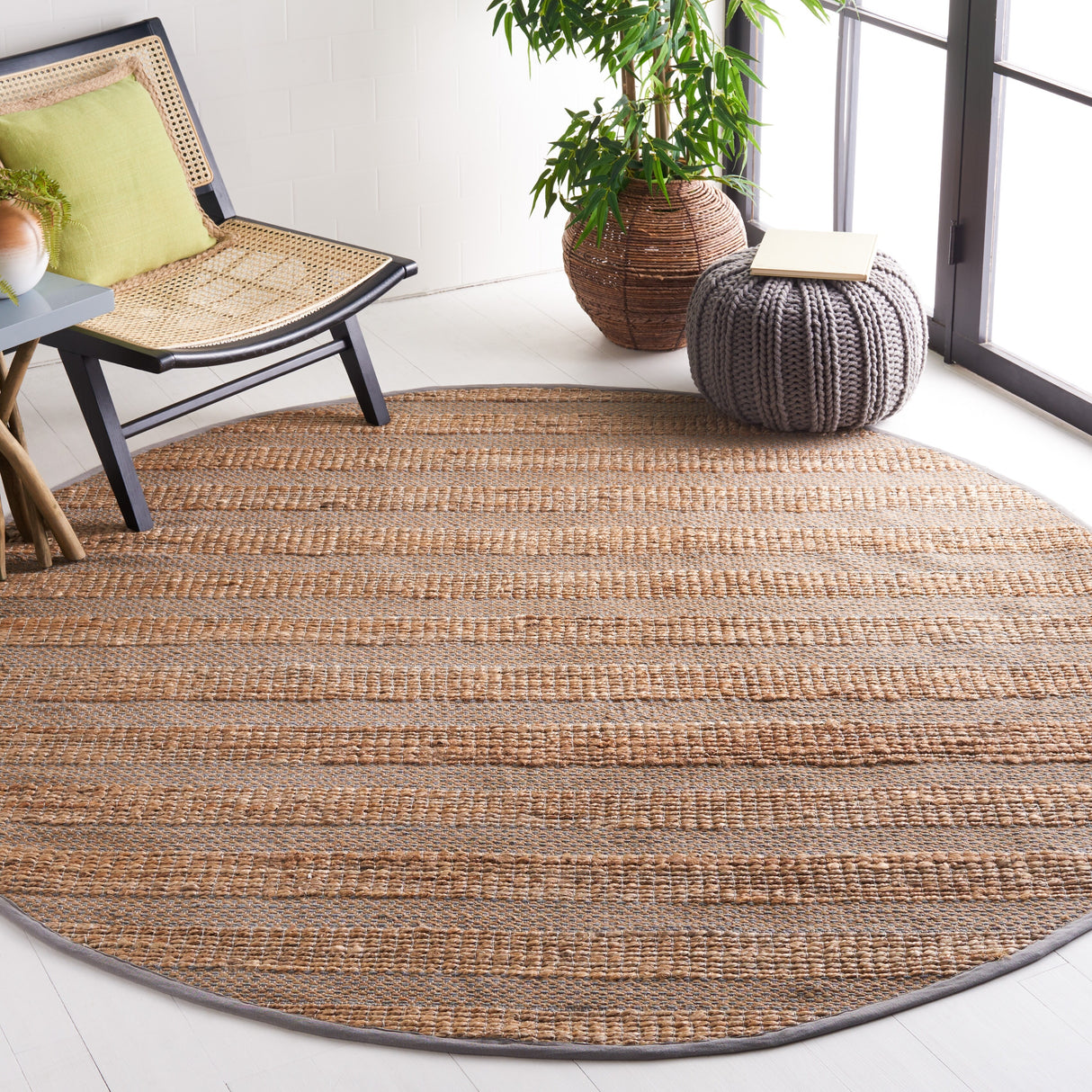 SAFAVIEH Handmade Natural Fiber Samira Geometric Seagrass Rug