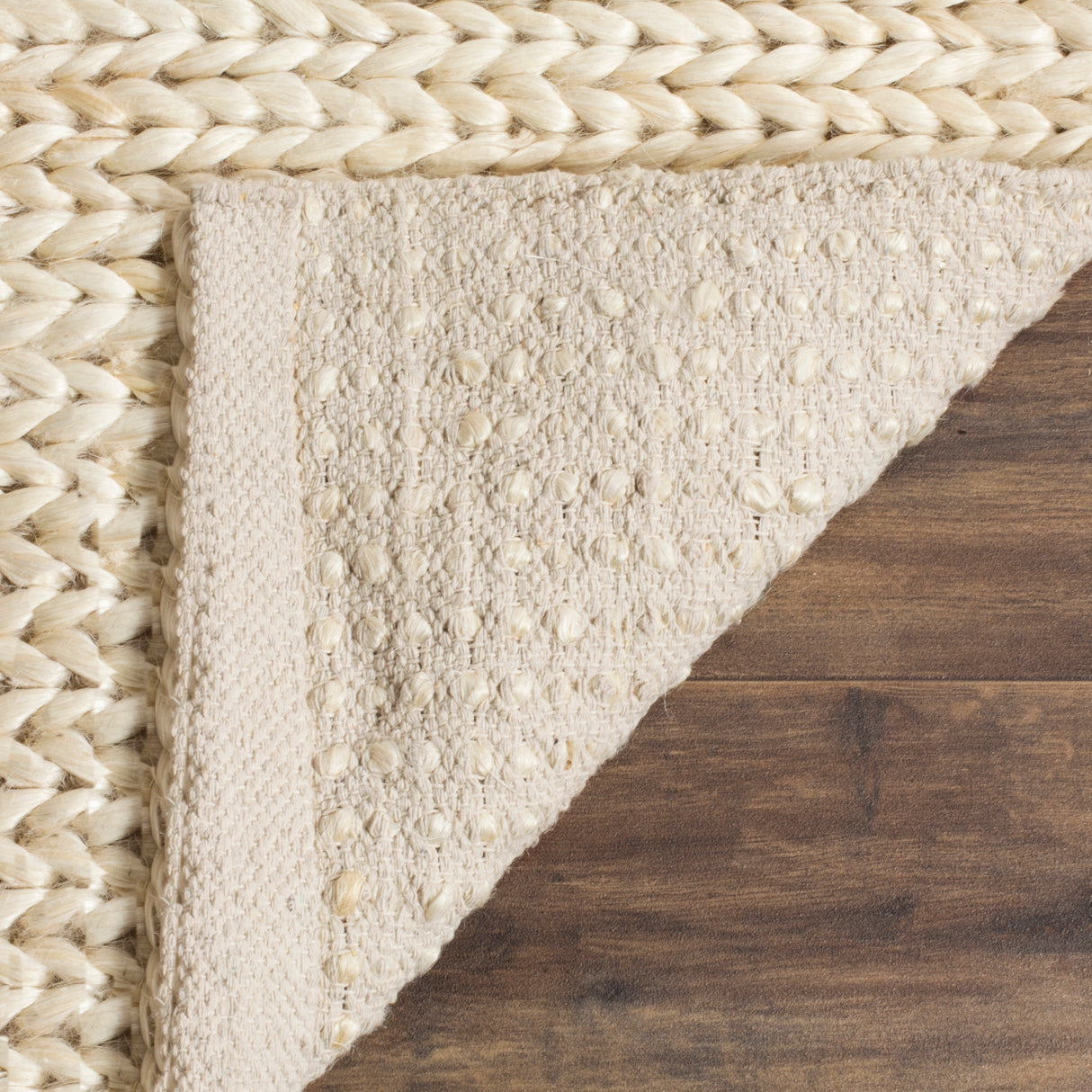 SAFAVIEH Handmade Natural Fiber Sammy Jute Rug