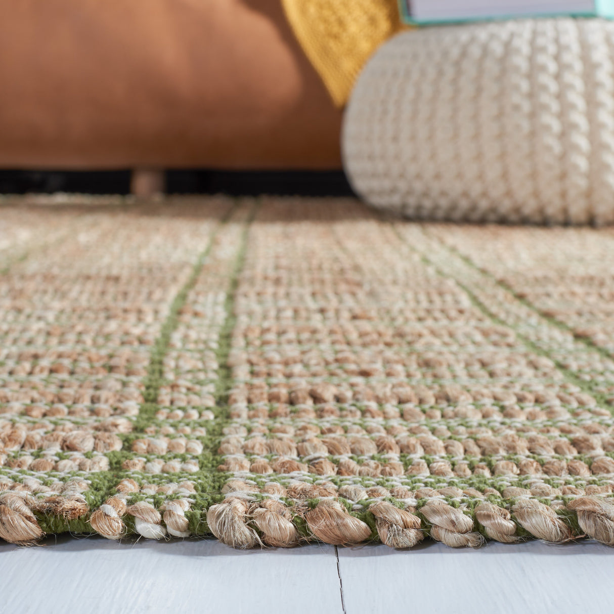 SAFAVIEH Handmade Natural Fiber Undis Geometric Seagrass Rug