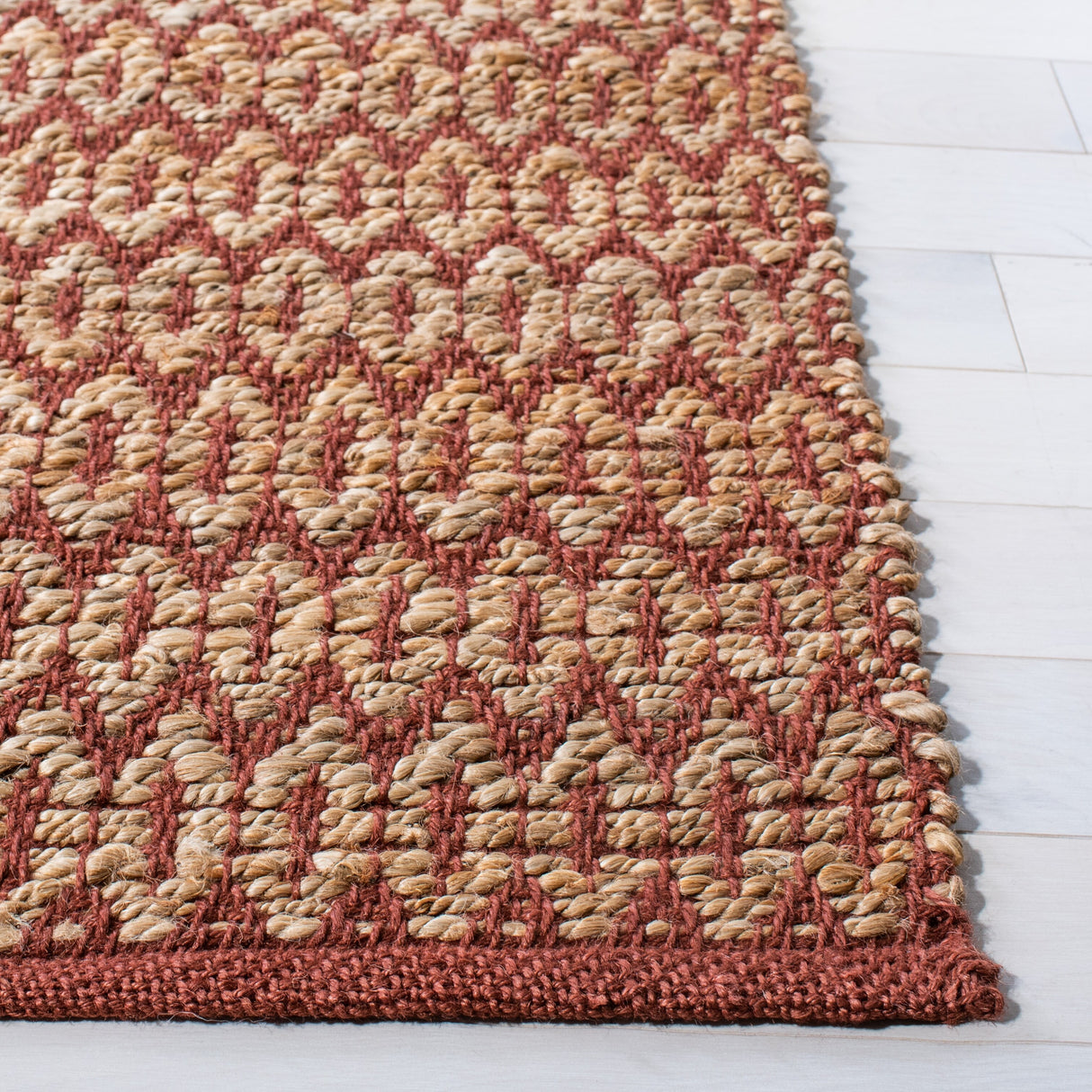 SAFAVIEH Handmade Natural Fiber Unnur Rug