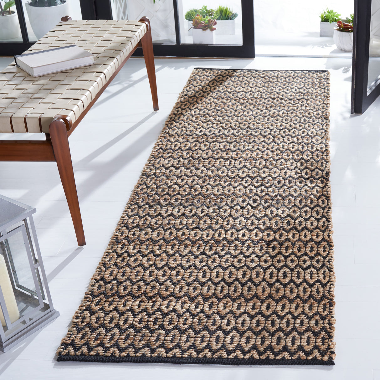 SAFAVIEH Handmade Natural Fiber Unnur Rug