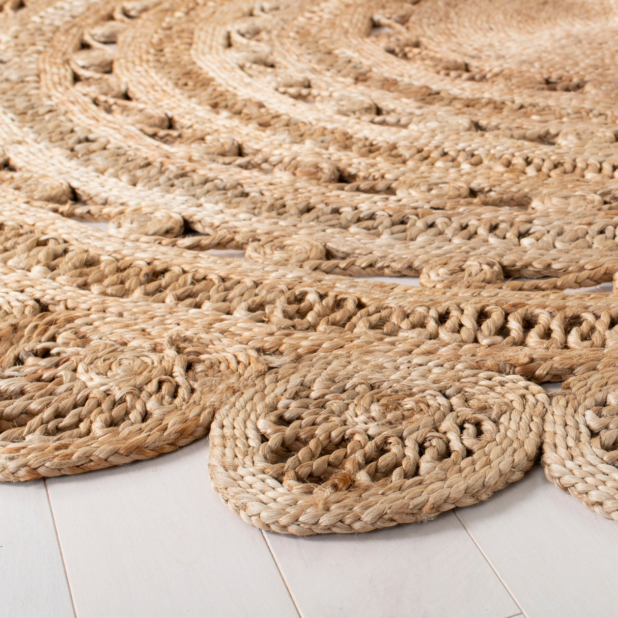 SAFAVIEH Handmade Natural Fiber Zara Jute Rug