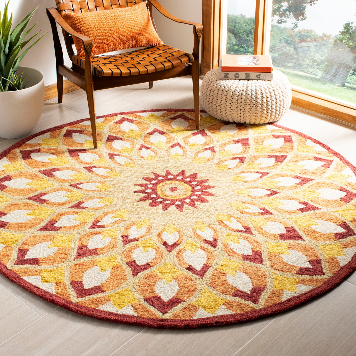 SAFAVIEH Handmade Novelty Aryana Wool Rug