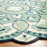 SAFAVIEH Handmade Novelty Sheyla Ornate Flower Wool Rug