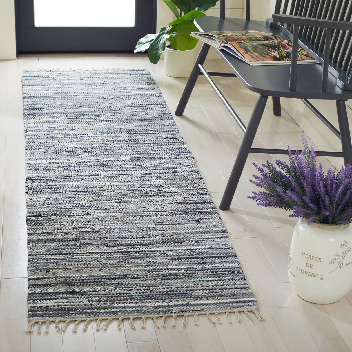 SAFAVIEH Handmade Rag Rug Irmeli Casual Stripe Cotton Rug