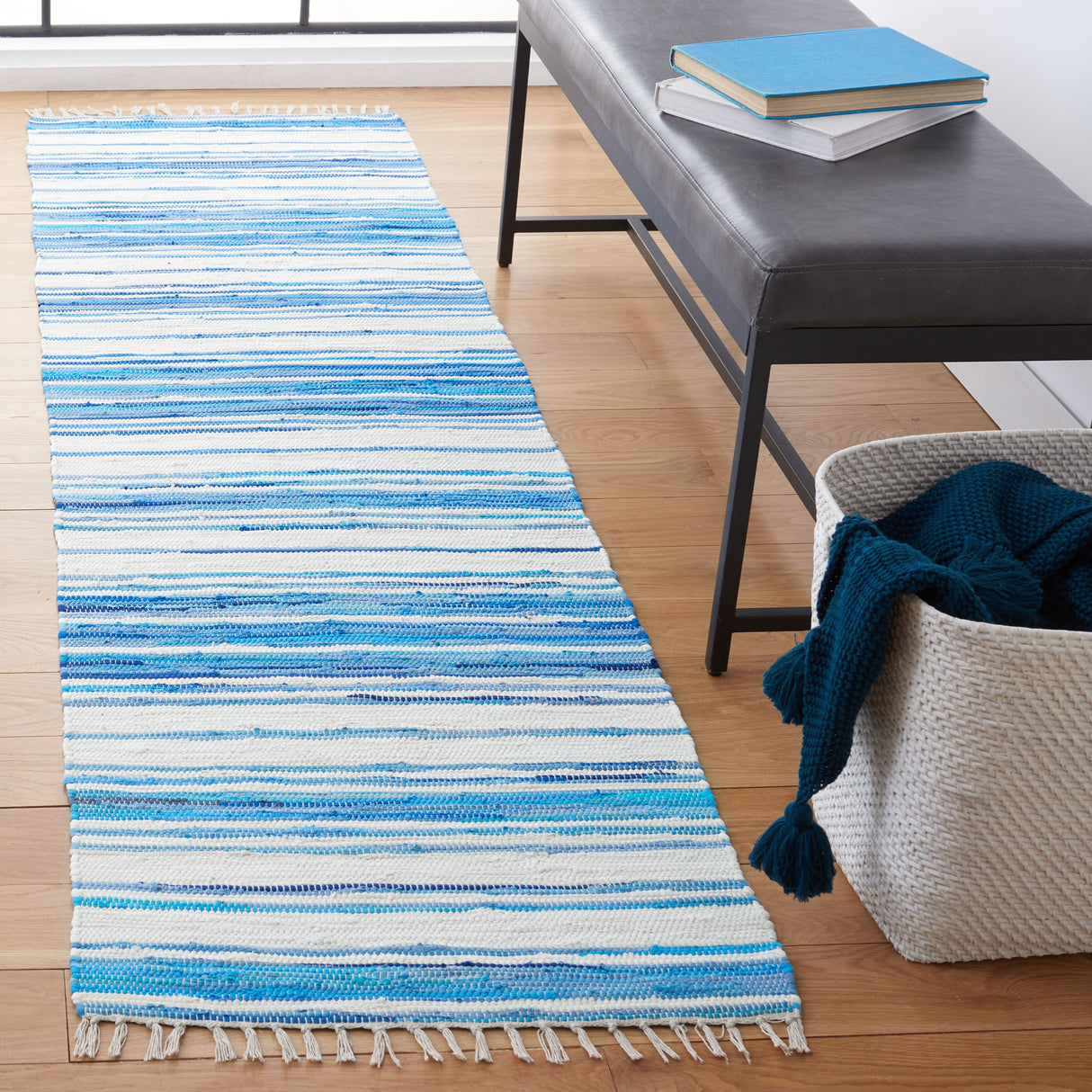 SAFAVIEH Handmade Rag Rug Jakayla with Fringe Casual Stripe