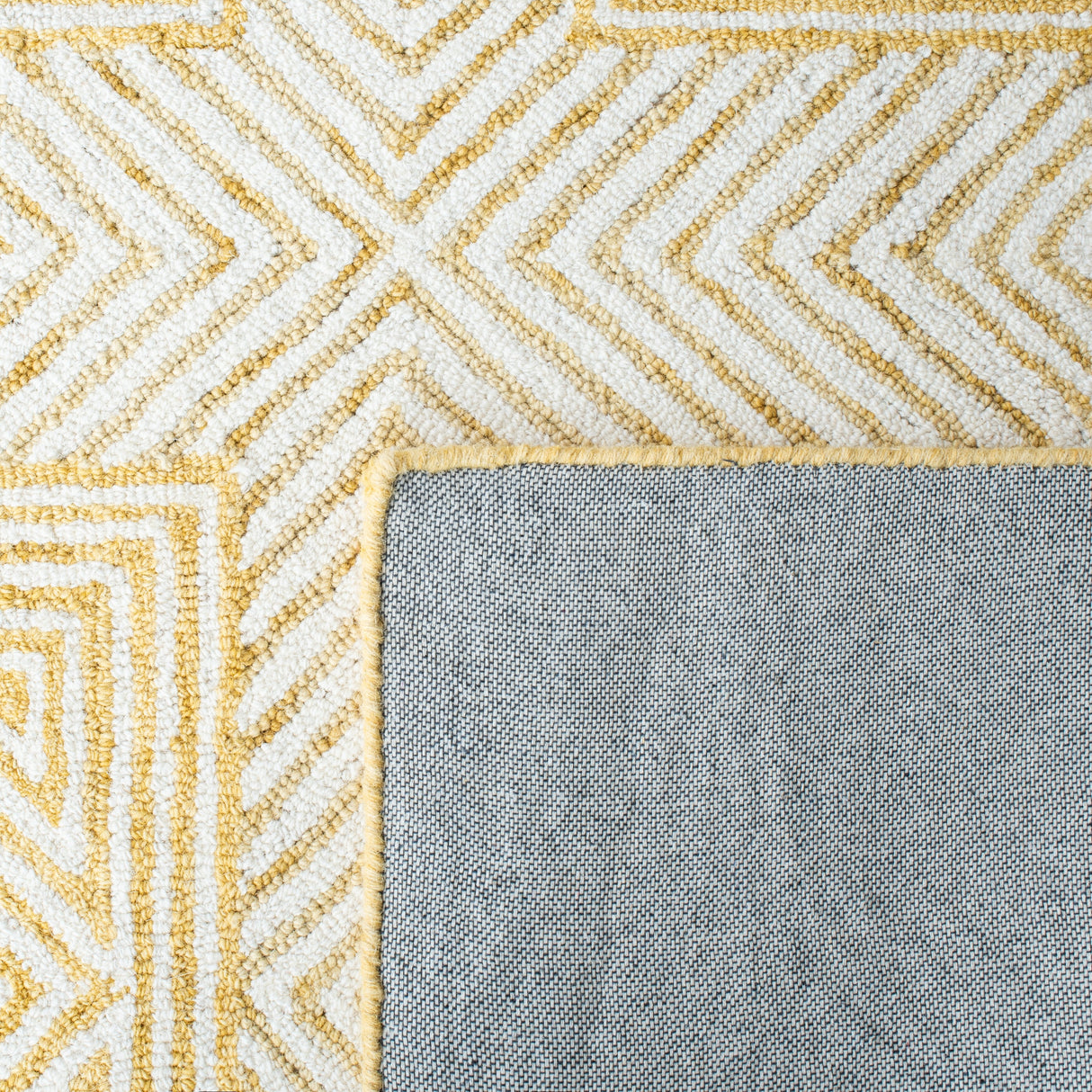 SAFAVIEH Handmade Roslyn Kimberly Wool Rug