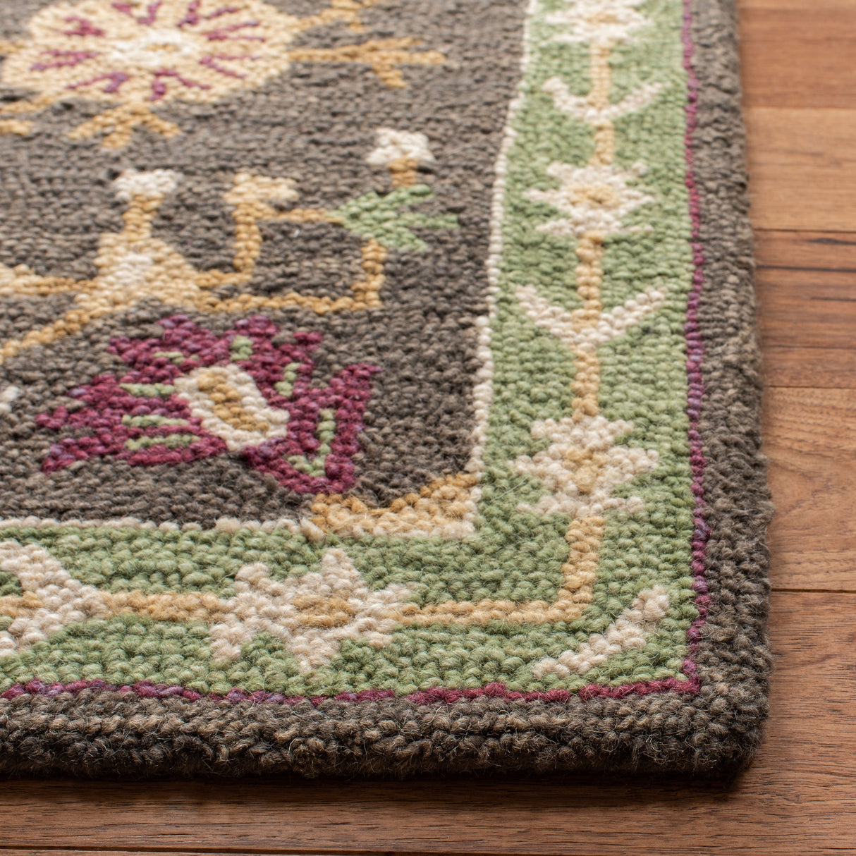 SAFAVIEH Handmade Roslyn Lucica Modern Floral Wool Rug