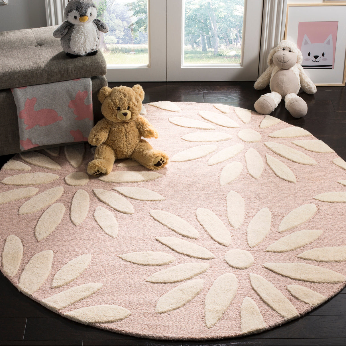 SAFAVIEH Handmade SAFAVIEH Coraima Fleurette & Tween Wool Rug