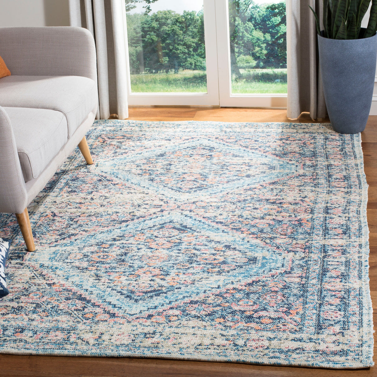 SAFAVIEH Handmade Saffron Karlee Modern Tribal Cotton Rug