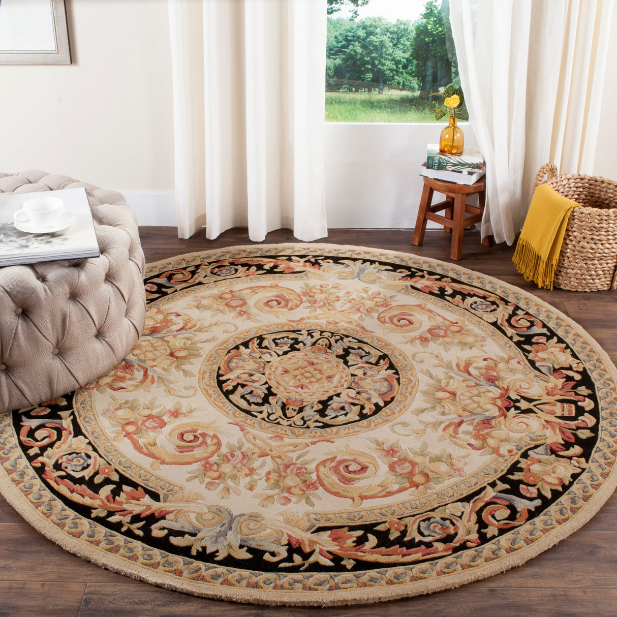 SAFAVIEH Handmade Savonnerie Alice Traditional Oriental Wool Rug