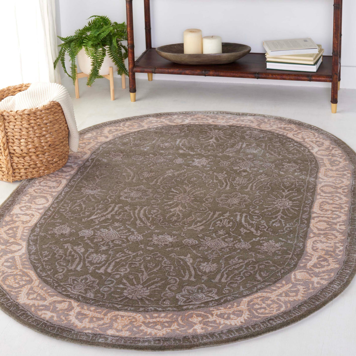 SAFAVIEH Handmade Silk Road Jalissa Traditional Oriental Wool Rug