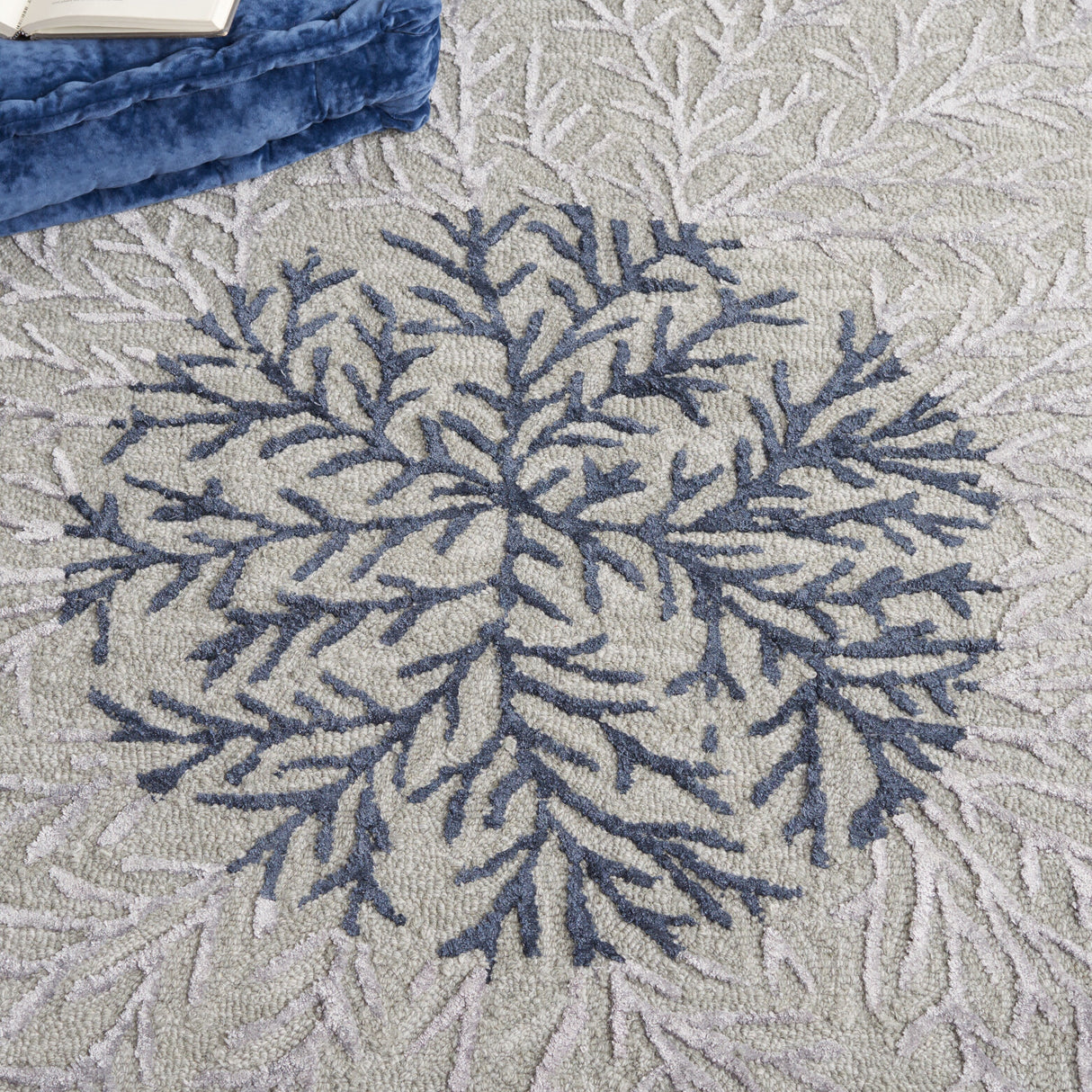 SAFAVIEH Handmade Soho Alessandra Modern Wool Rug