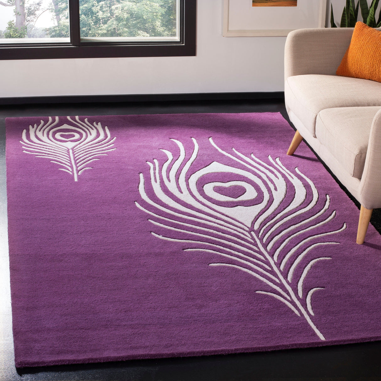 SAFAVIEH Handmade Soho Alyse Peacock Feather N.Z. Wool Rug