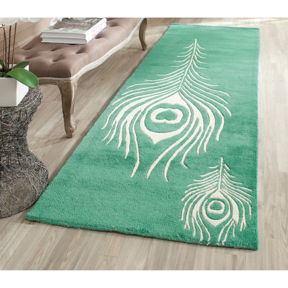 SAFAVIEH Handmade Soho Alyse Peacock Feather N.Z. Wool Rug