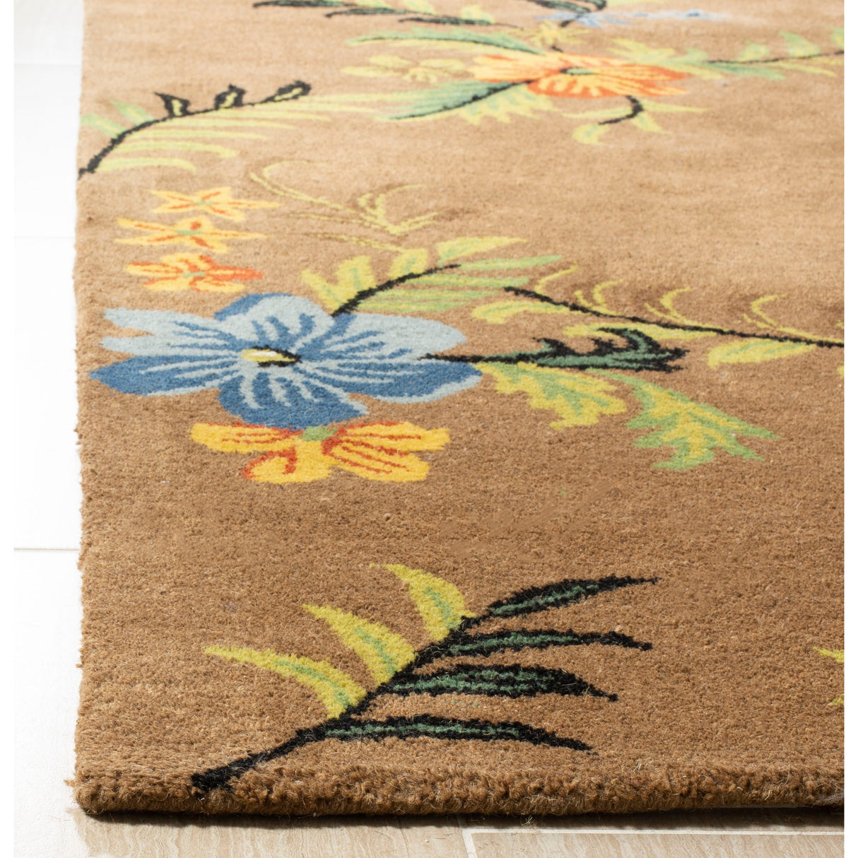 SAFAVIEH Handmade Soho Britni Floral N.Z. Wool Rug