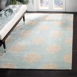 SAFAVIEH Handmade Soho Iliana Medallion N.Z. Wool Rug