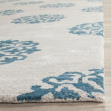 SAFAVIEH Handmade Soho Iliana Medallion N.Z. Wool Rug