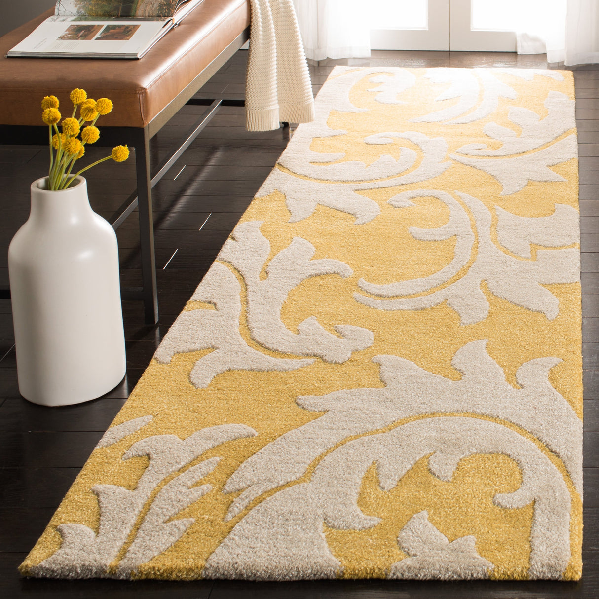 SAFAVIEH Handmade Soho Lyndsay N.Z. Wool Rug