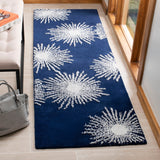 SAFAVIEH Handmade Soho Sade New Zealand Wool Rug