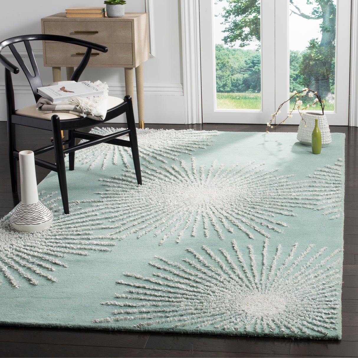 SAFAVIEH Handmade Soho Sade New Zealand Wool Rug