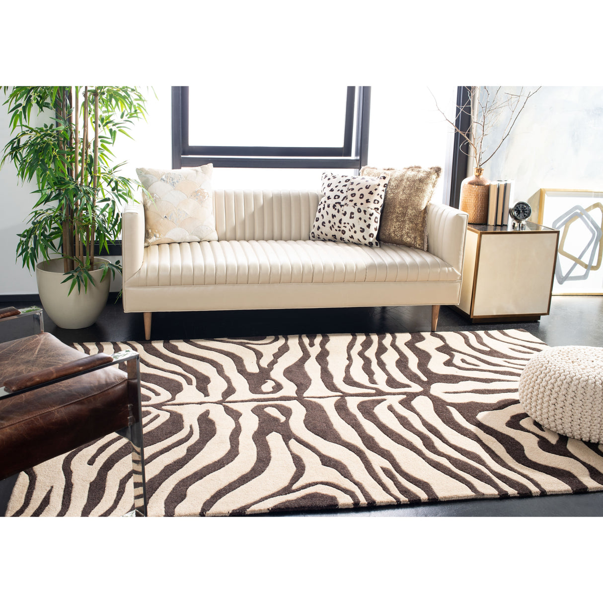 SAFAVIEH Handmade Soho Tierra Zebra Print N.Z. Wool Rug