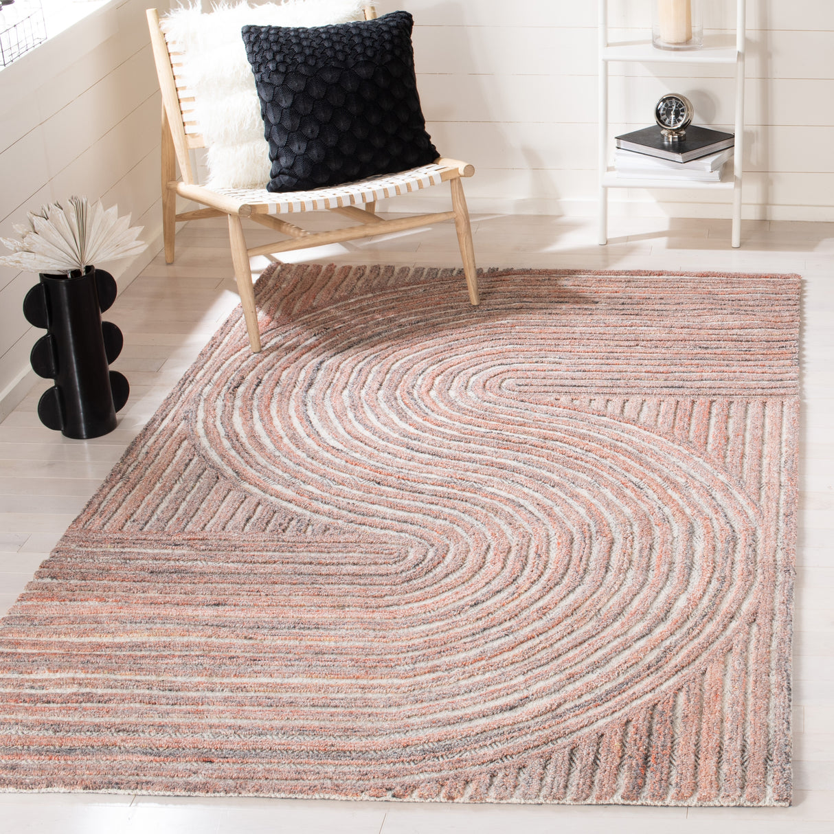 SAFAVIEH Handmade Southampton Asha Abstract Wool Rug