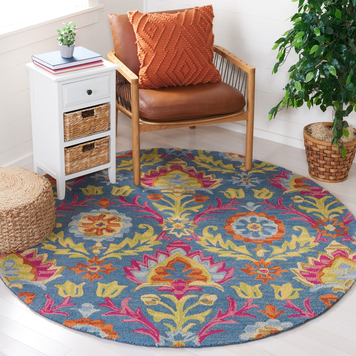 SAFAVIEH Handmade Suzani Merily Boho Tribal Wool Rug