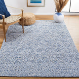 SAFAVIEH Handmade Textual Vibha Wool Rug