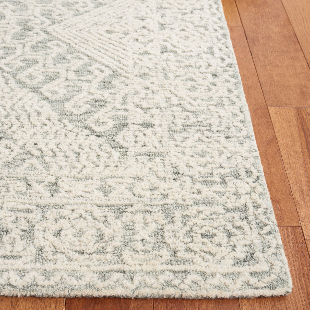 SAFAVIEH Handmade Textural Fidenzia Contemporary Wool Rug