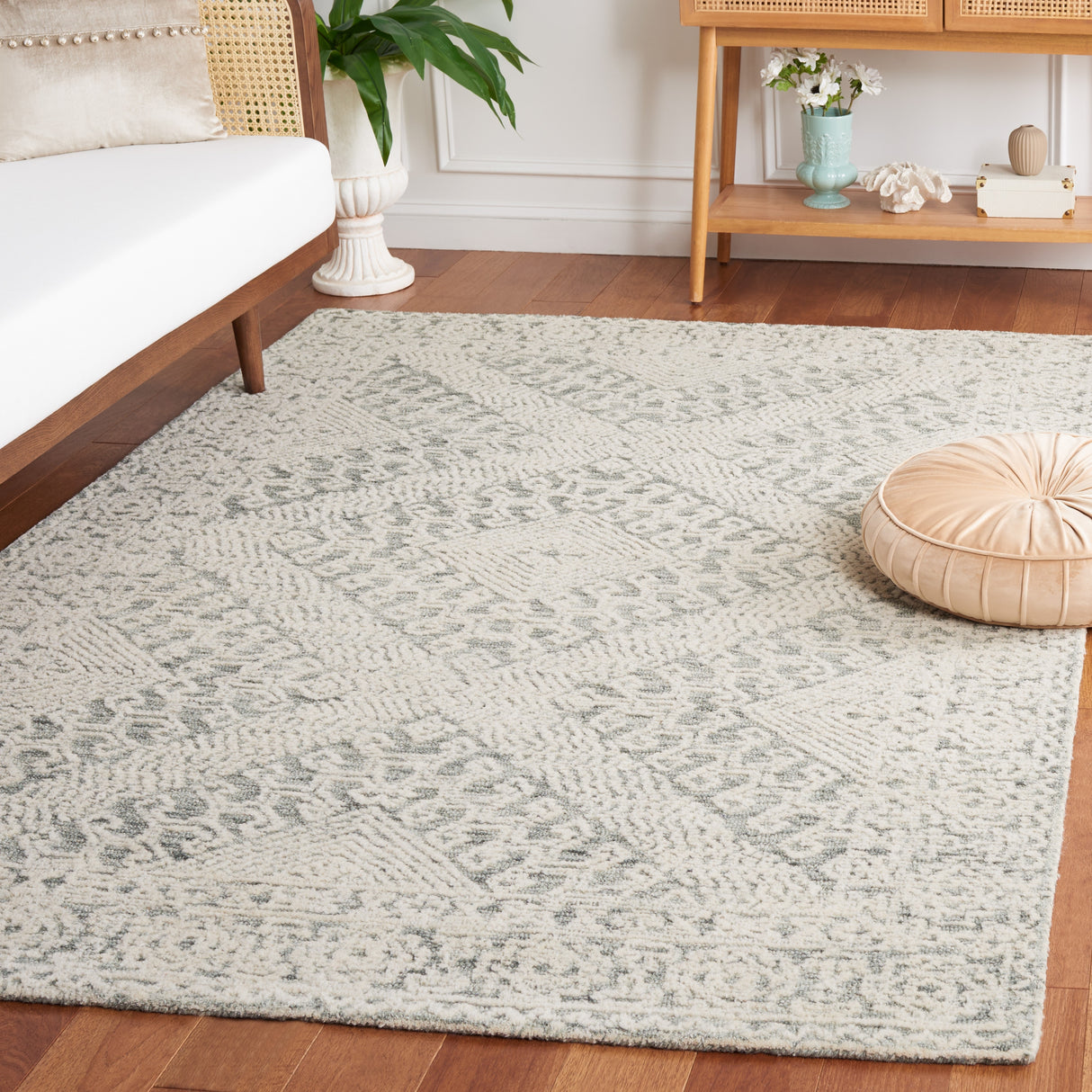 SAFAVIEH Handmade Textural Fidenzia Contemporary Wool Rug