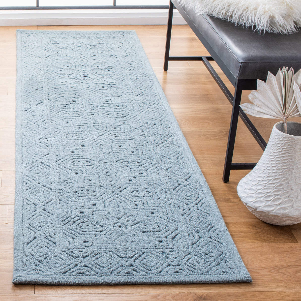 SAFAVIEH Handmade Textural Tarsha Wool Rug