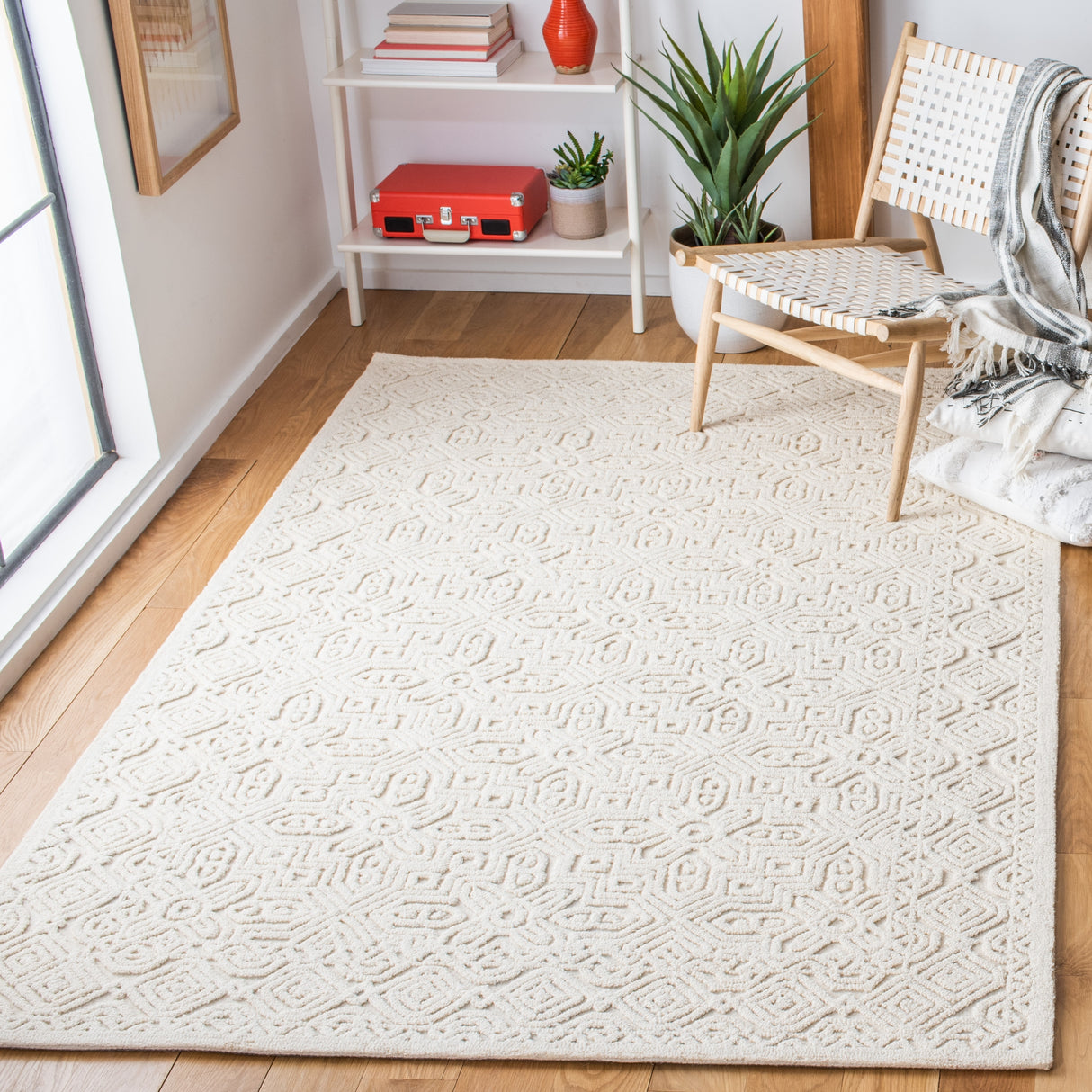 SAFAVIEH Handmade Textural Tarsha Wool Rug