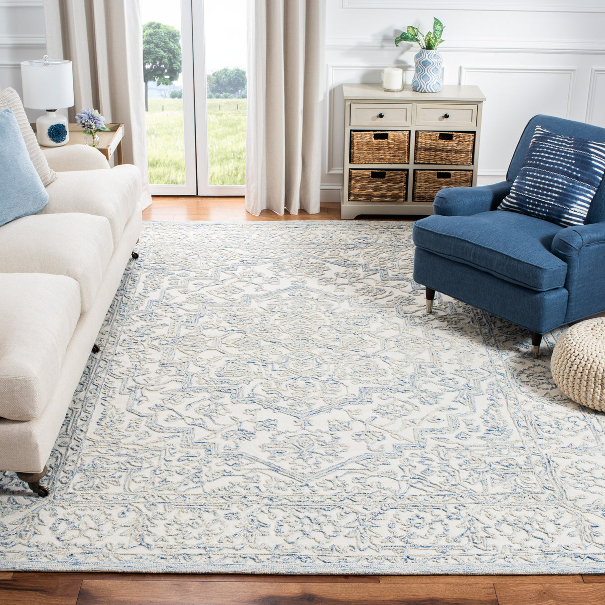 SAFAVIEH Handmade Trace Cher Oriental Wool Rug