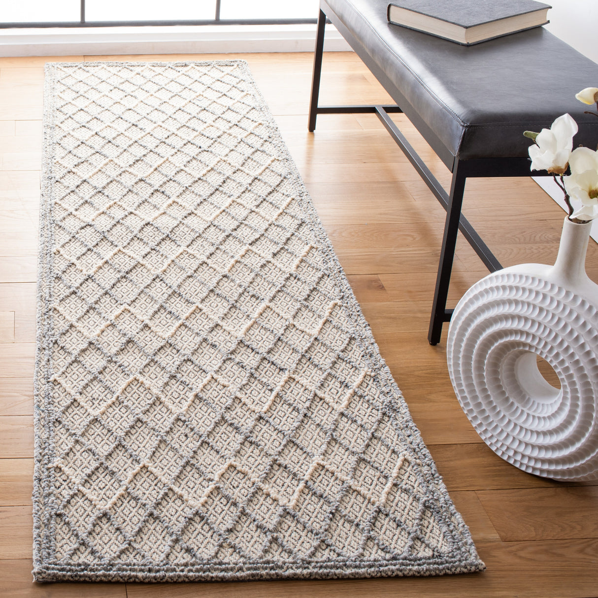 SAFAVIEH Handmade Trace Keena Wool/ Viscose Rug