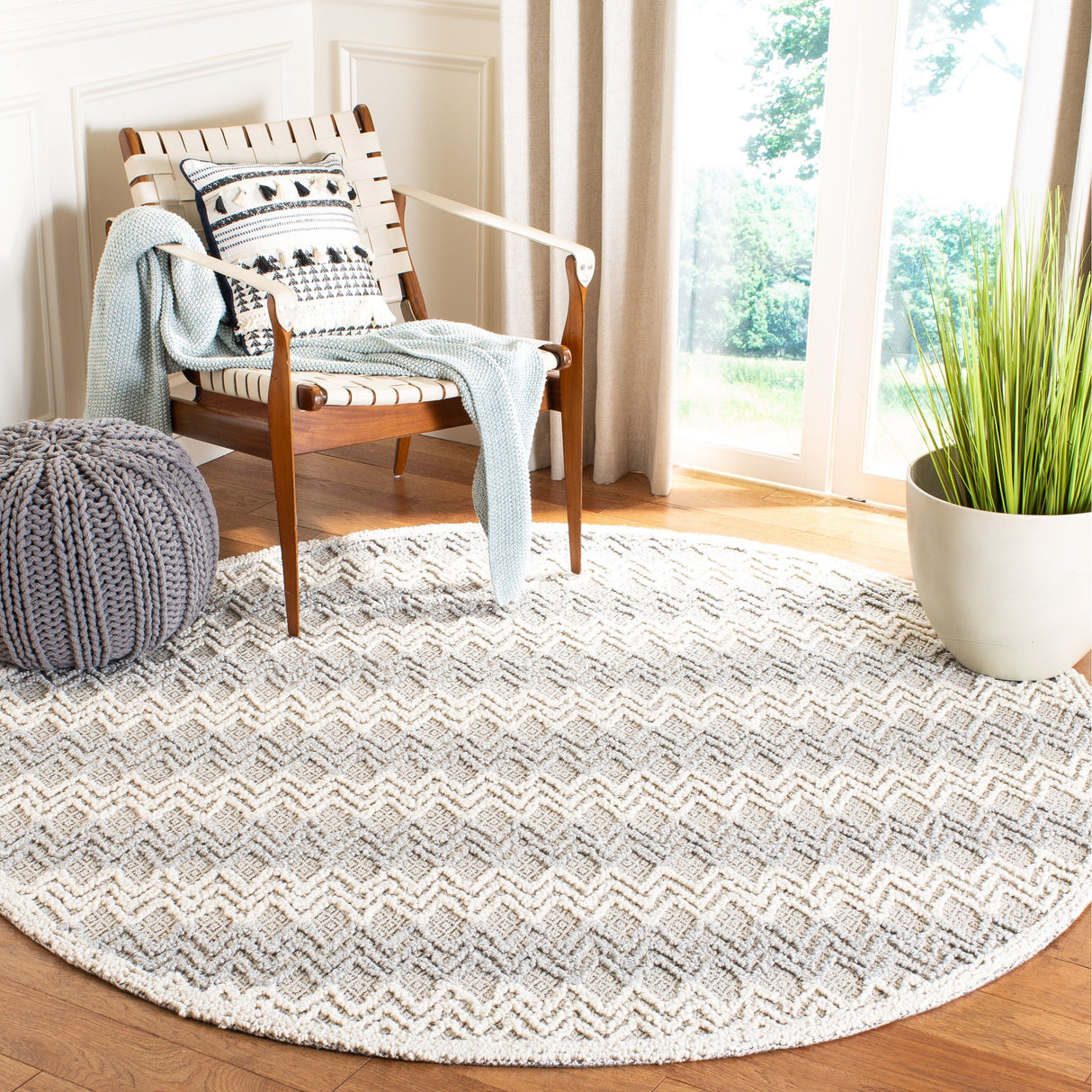 SAFAVIEH Handmade Trace Latosha Modern Wool Rug